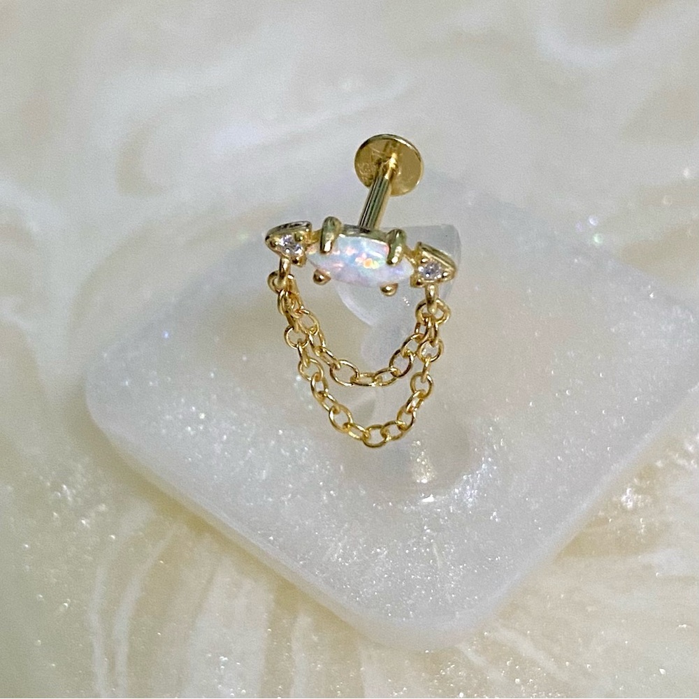 Gold S925 and Opal Chain cartilage Earring